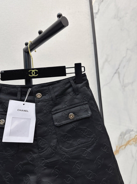 25 New jacquard logo shorts