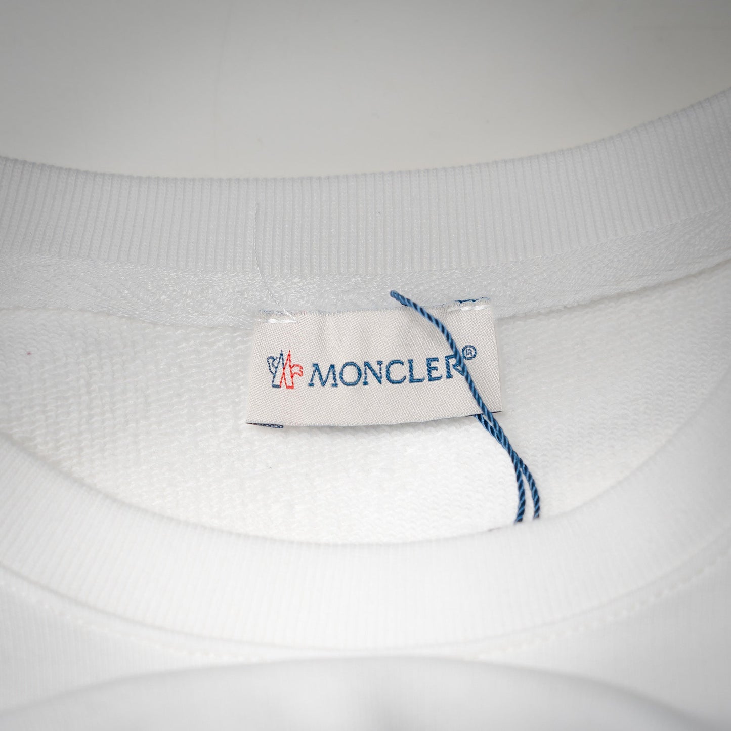 Mon 25fw all-match sweatshirt