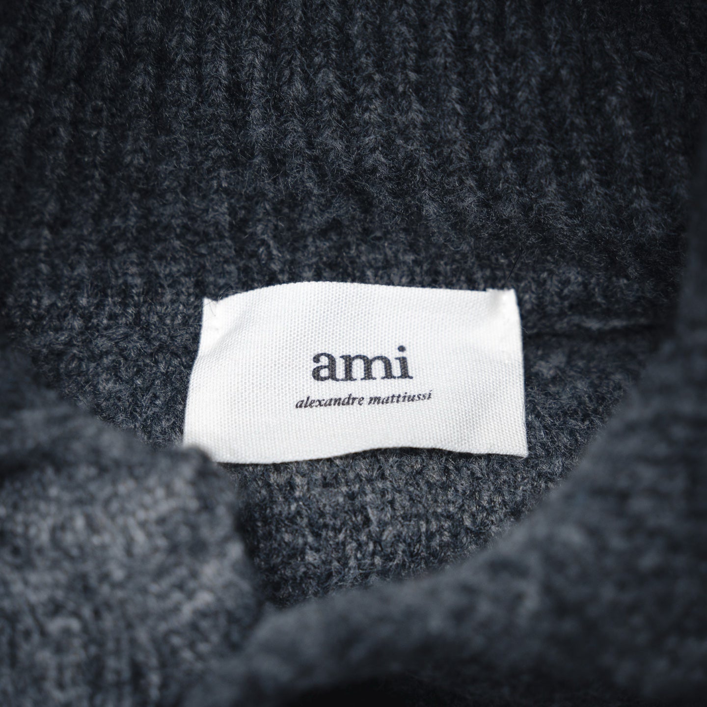 Ami 25fw casual sweater