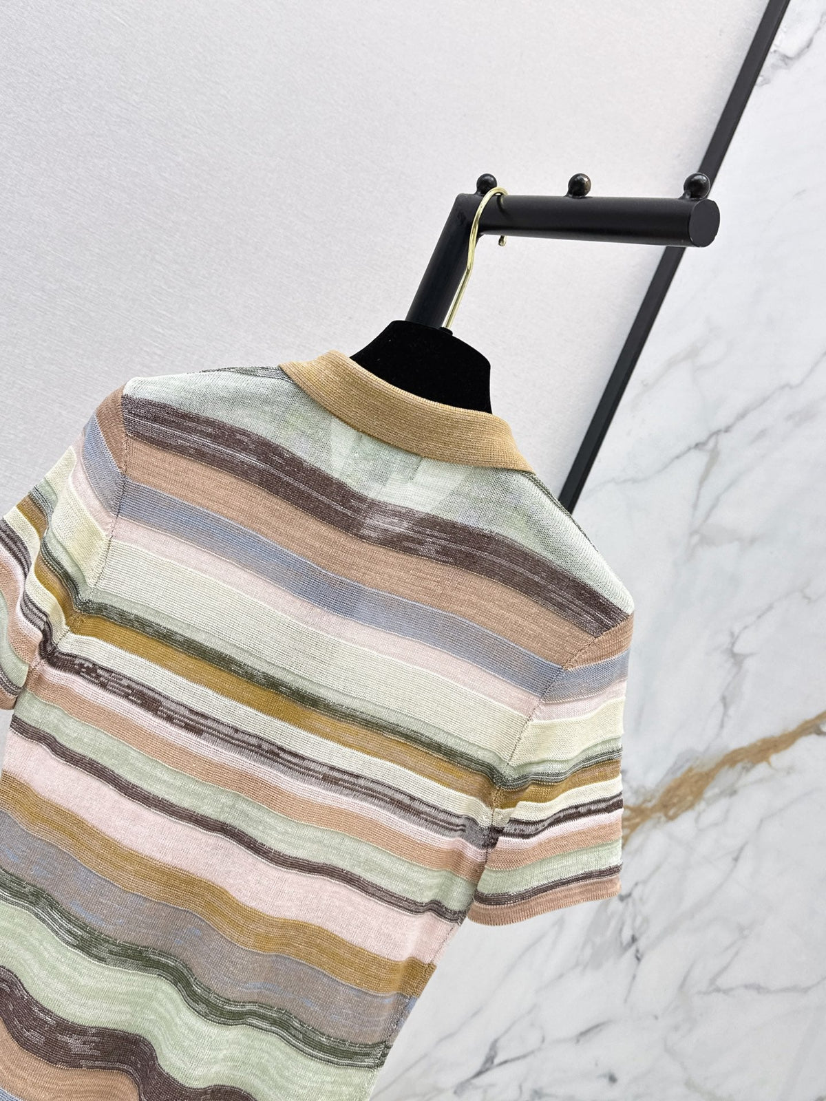 26SS NEW Color-blocked Long Striped Dress with Lapel Collar π€