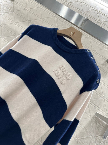 new product Striped crew neck sweater