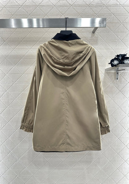 25fw Wear windbreakers on both sides