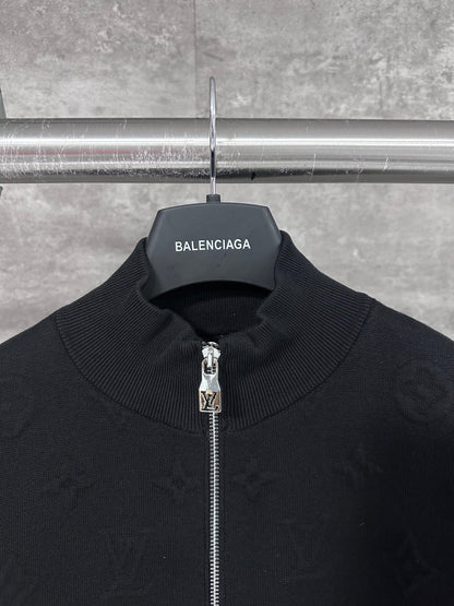 Embossed, stand-collar knitted jacket