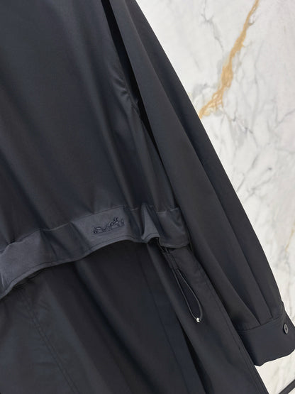 25fw Stand up collar drawstring design dress