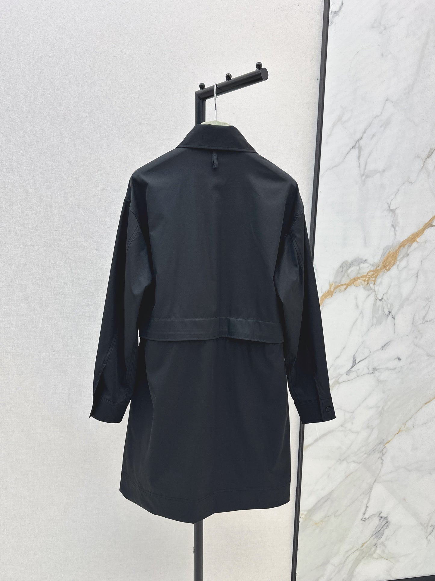 25fw Stand up collar drawstring design dress
