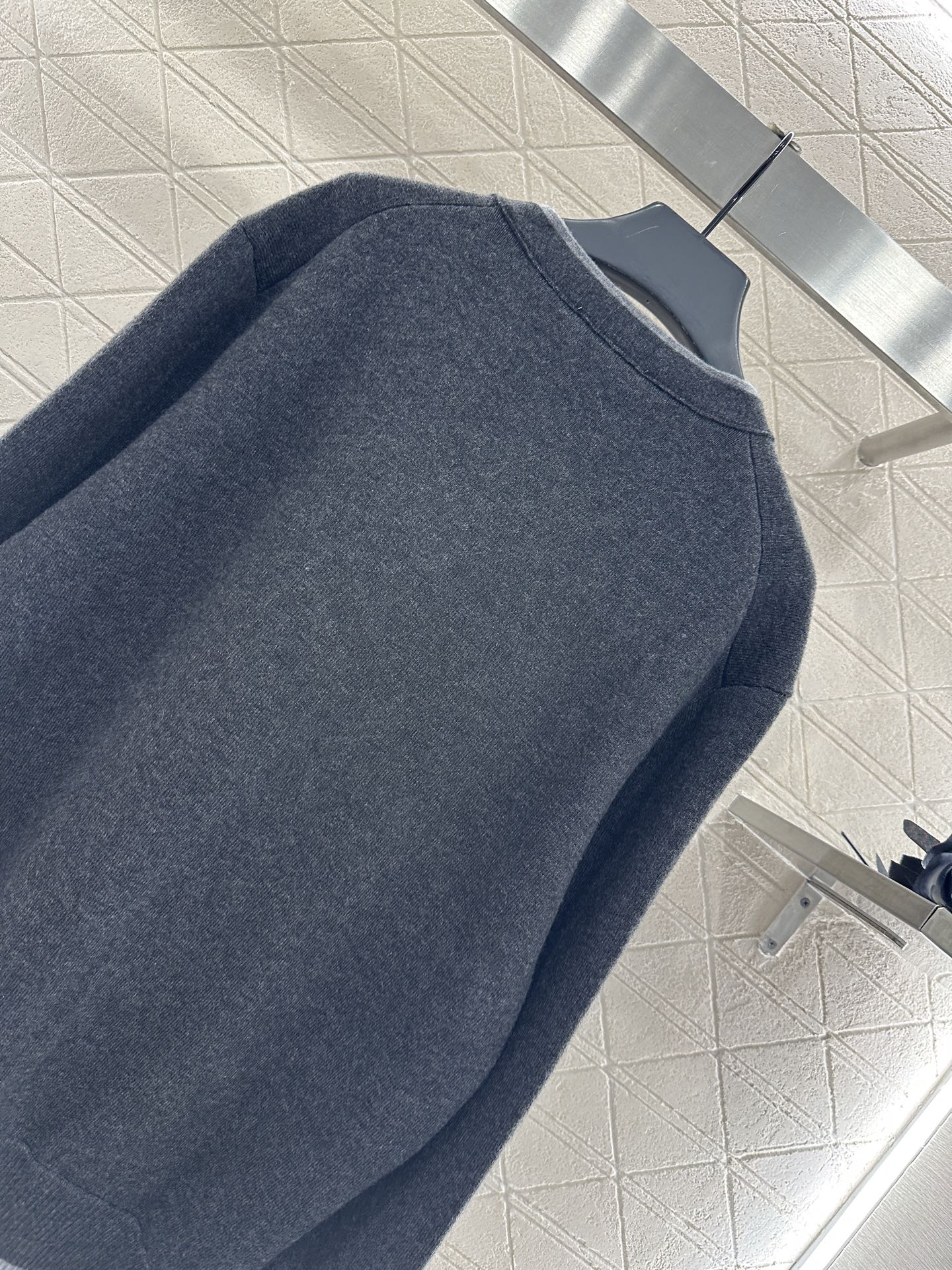 25fw Two contrasting fake cardigans