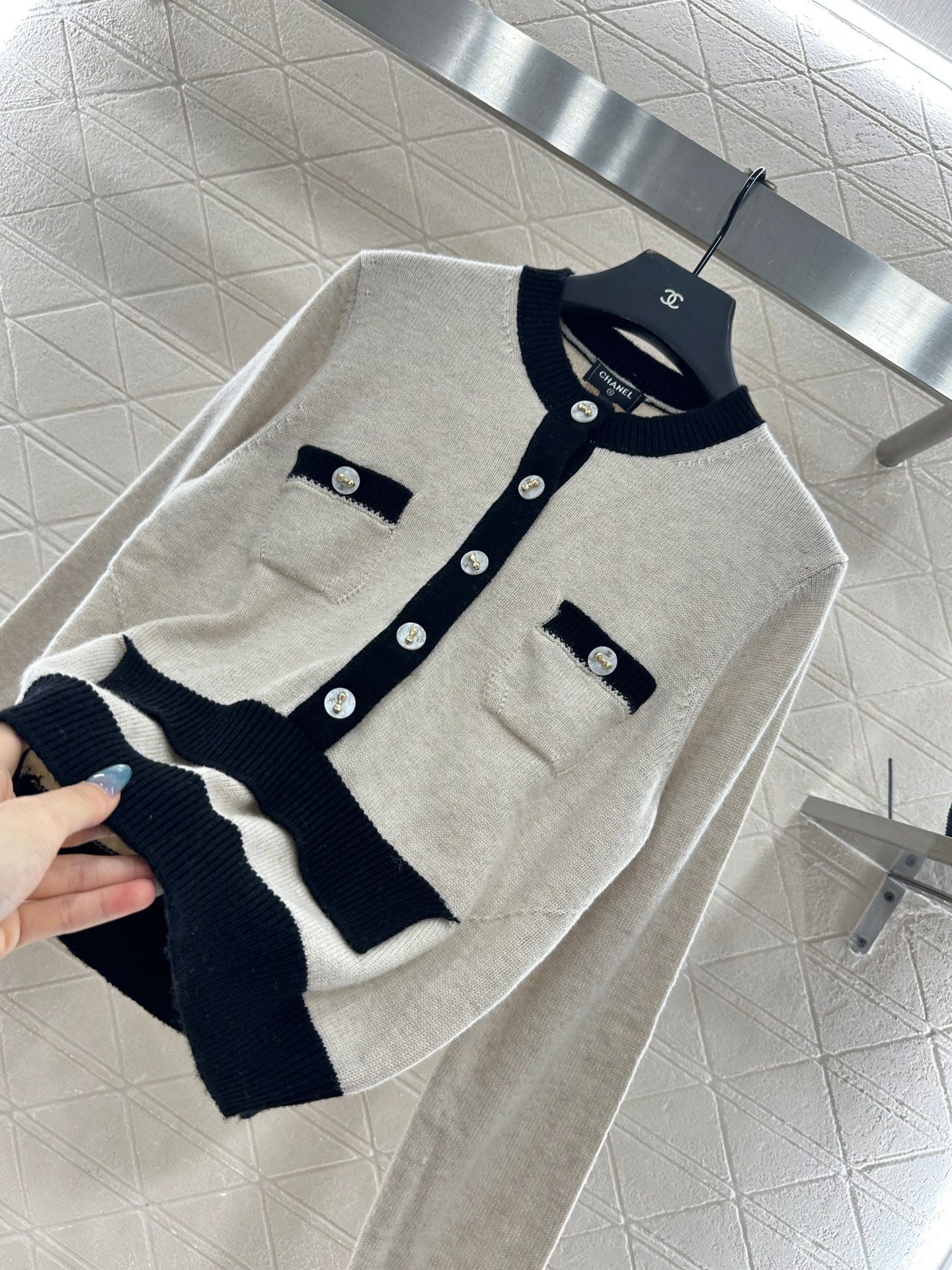 25fw Color blocking pocket sweater