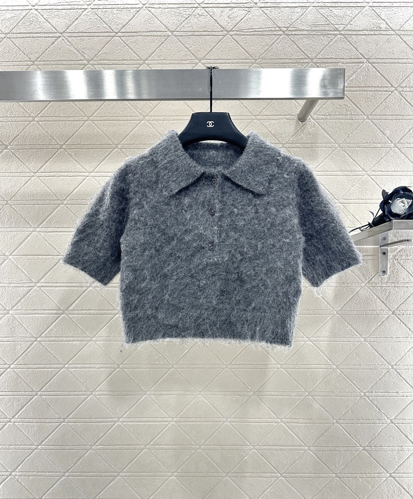 25fw Half open lapel knitted top