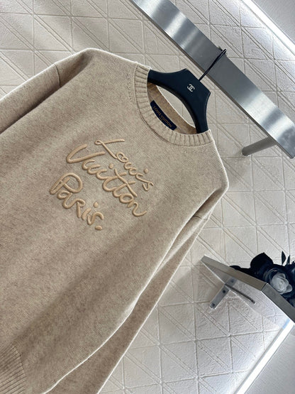 Simple letter pullover sweater