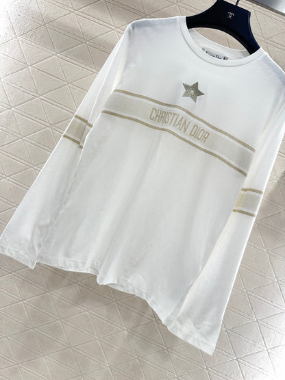 Round neck embroidered letter long sleeved shirt