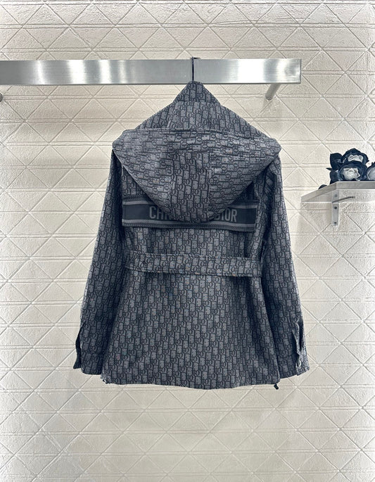 Hooded waistband jacquard jacket