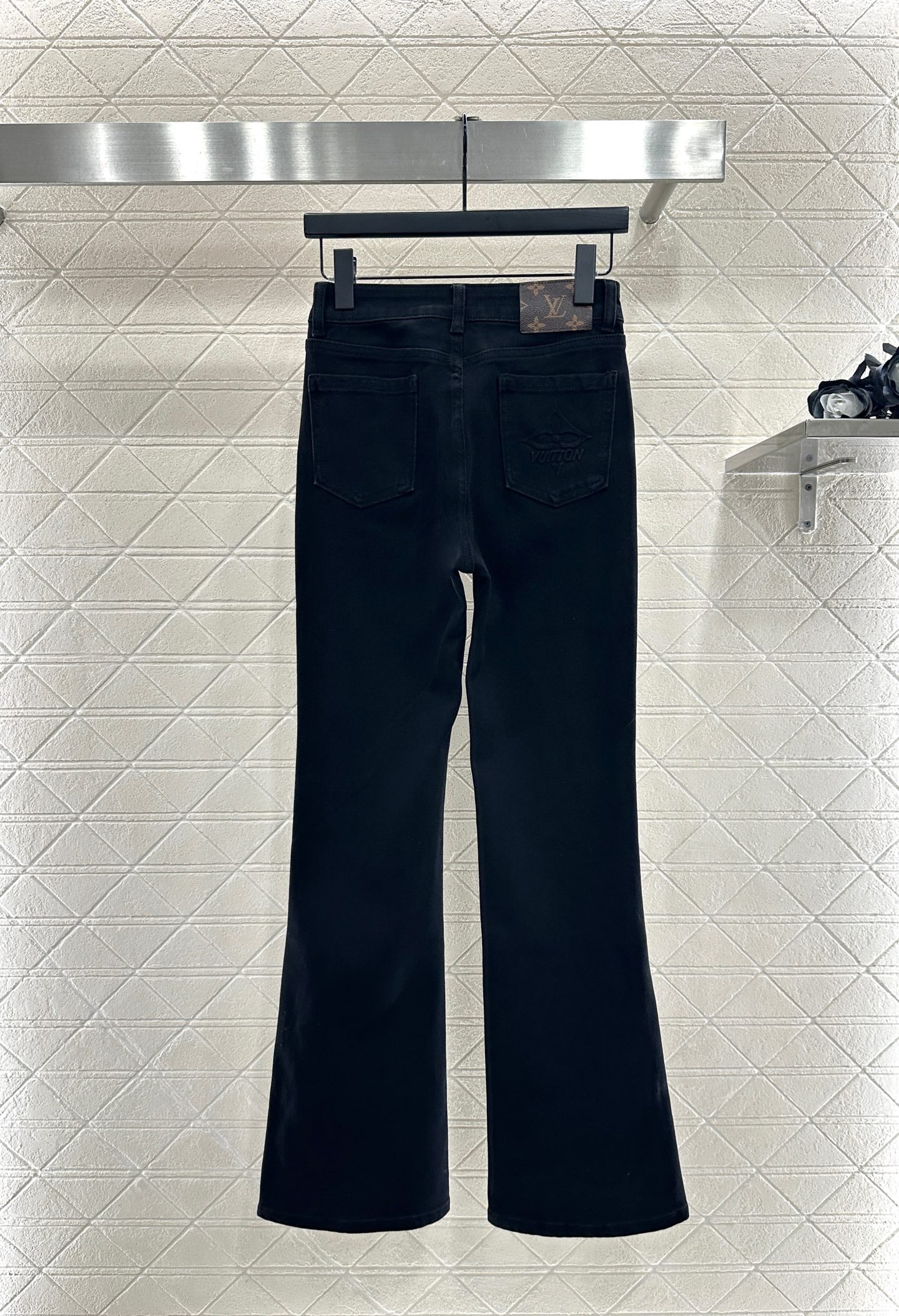 Leather label denim micro flared pants