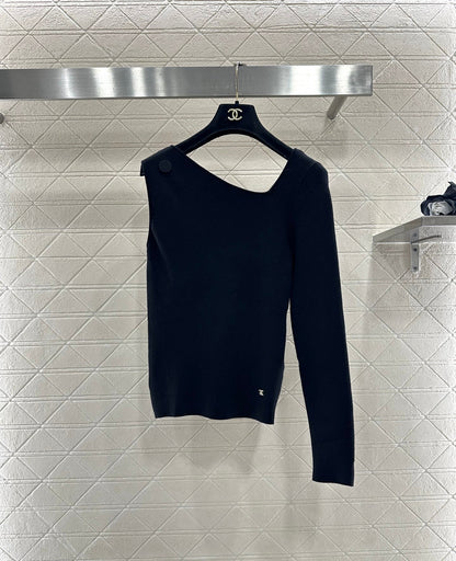 Single sleeve bow knit top