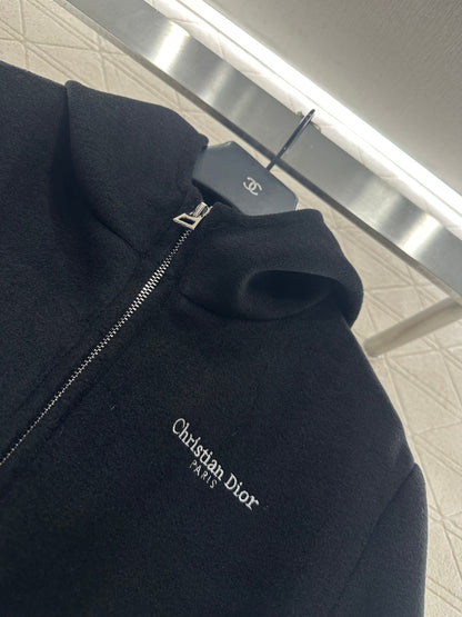 Hooded drawstring jacket