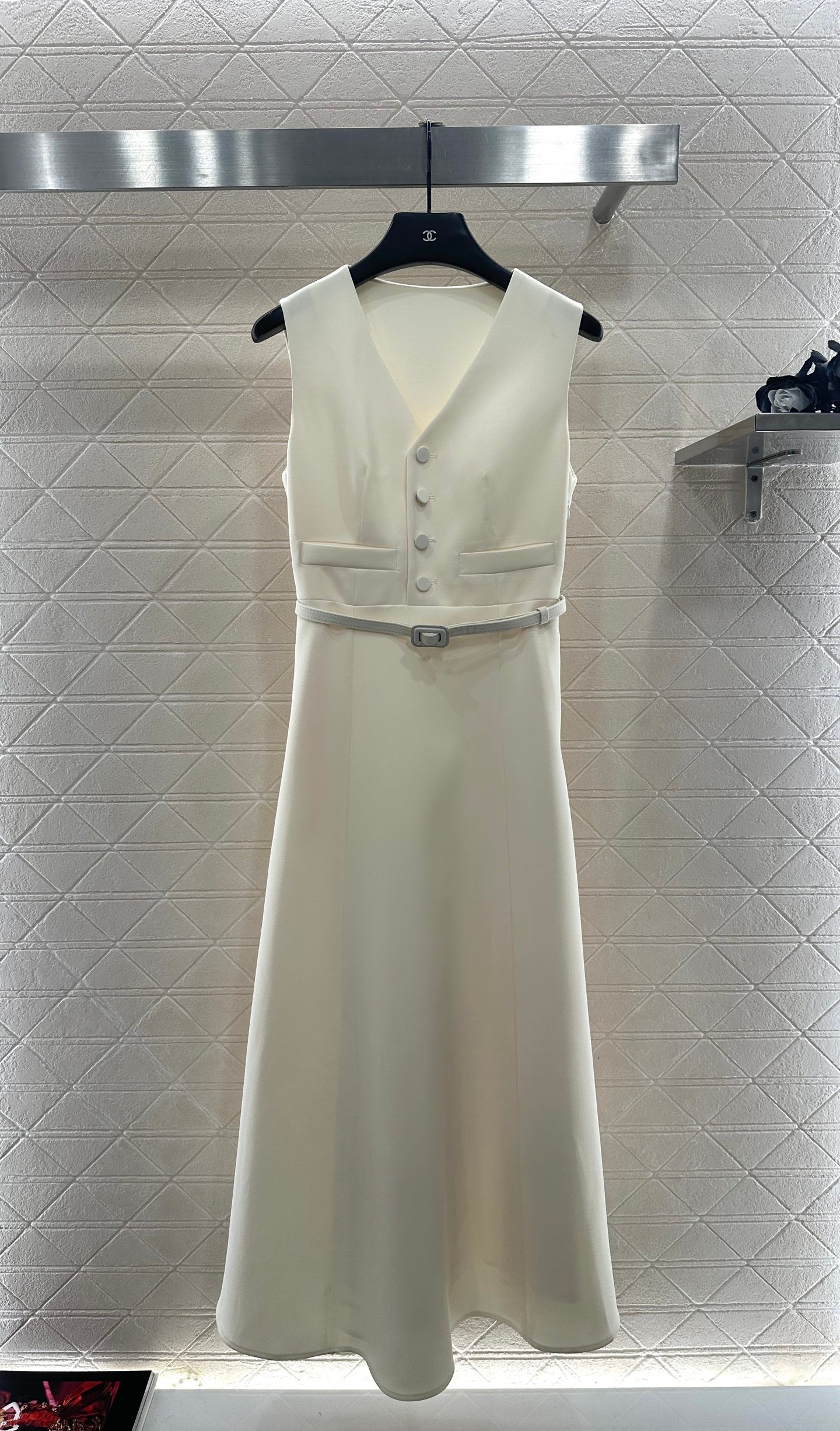 Belt dress