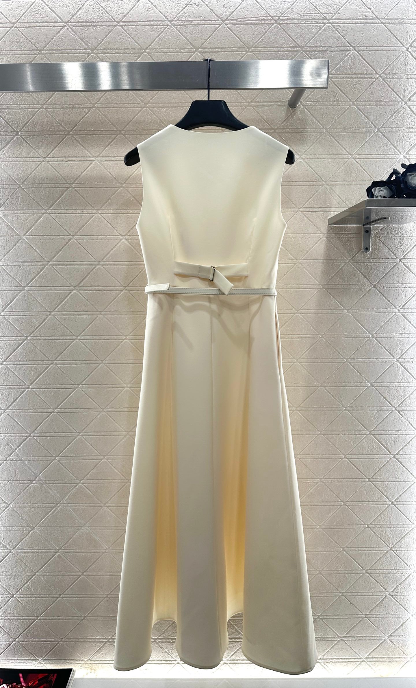 Belt dress