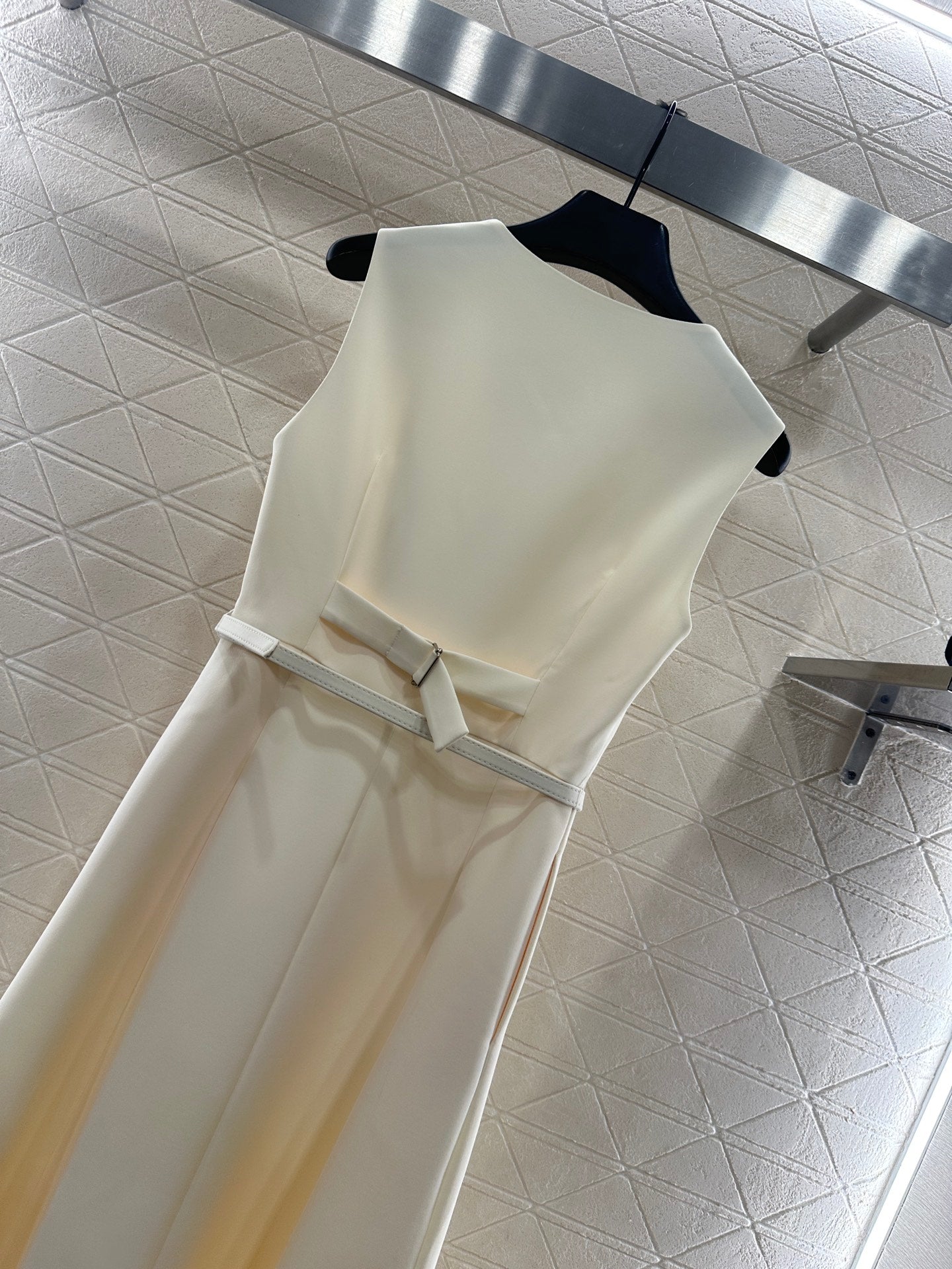 Belt dress