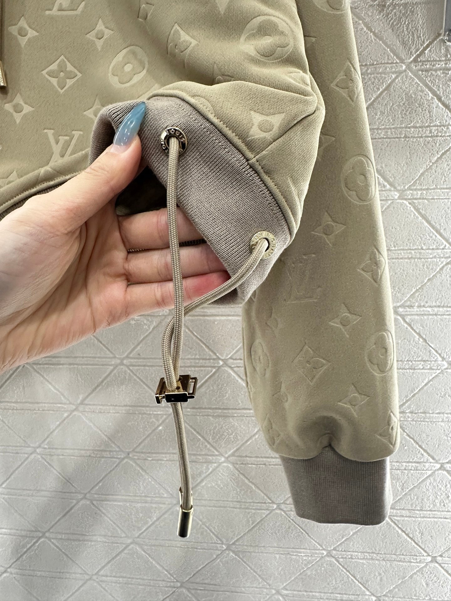 Jacquard suit