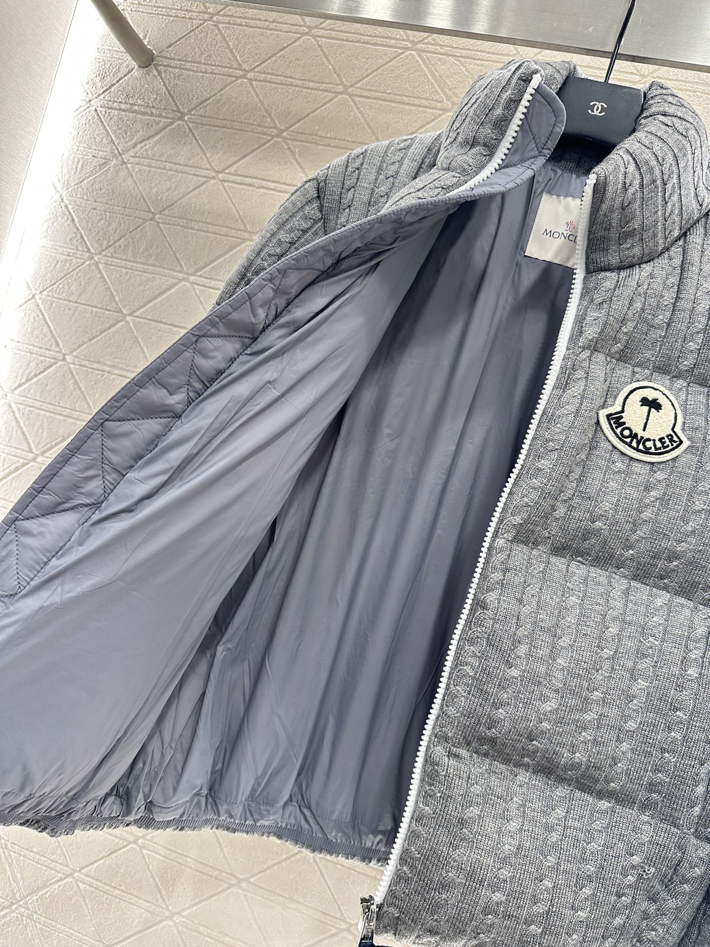 Standing collar down jacket