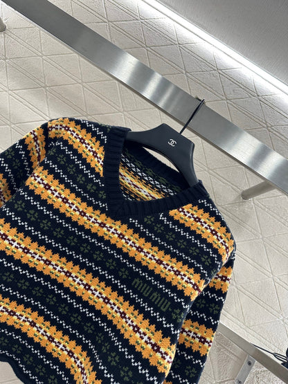Short Knitted Top