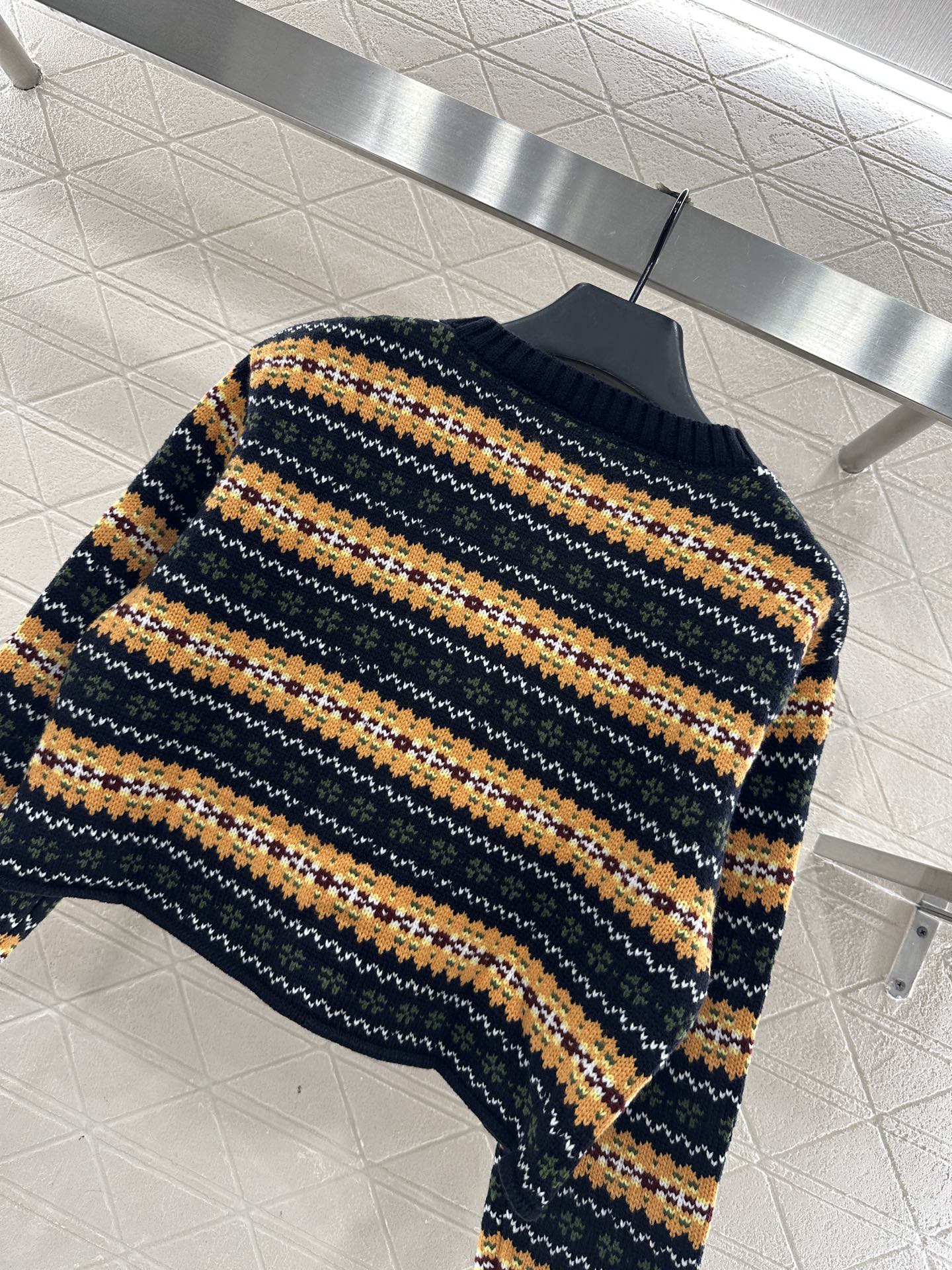 Short Knitted Top