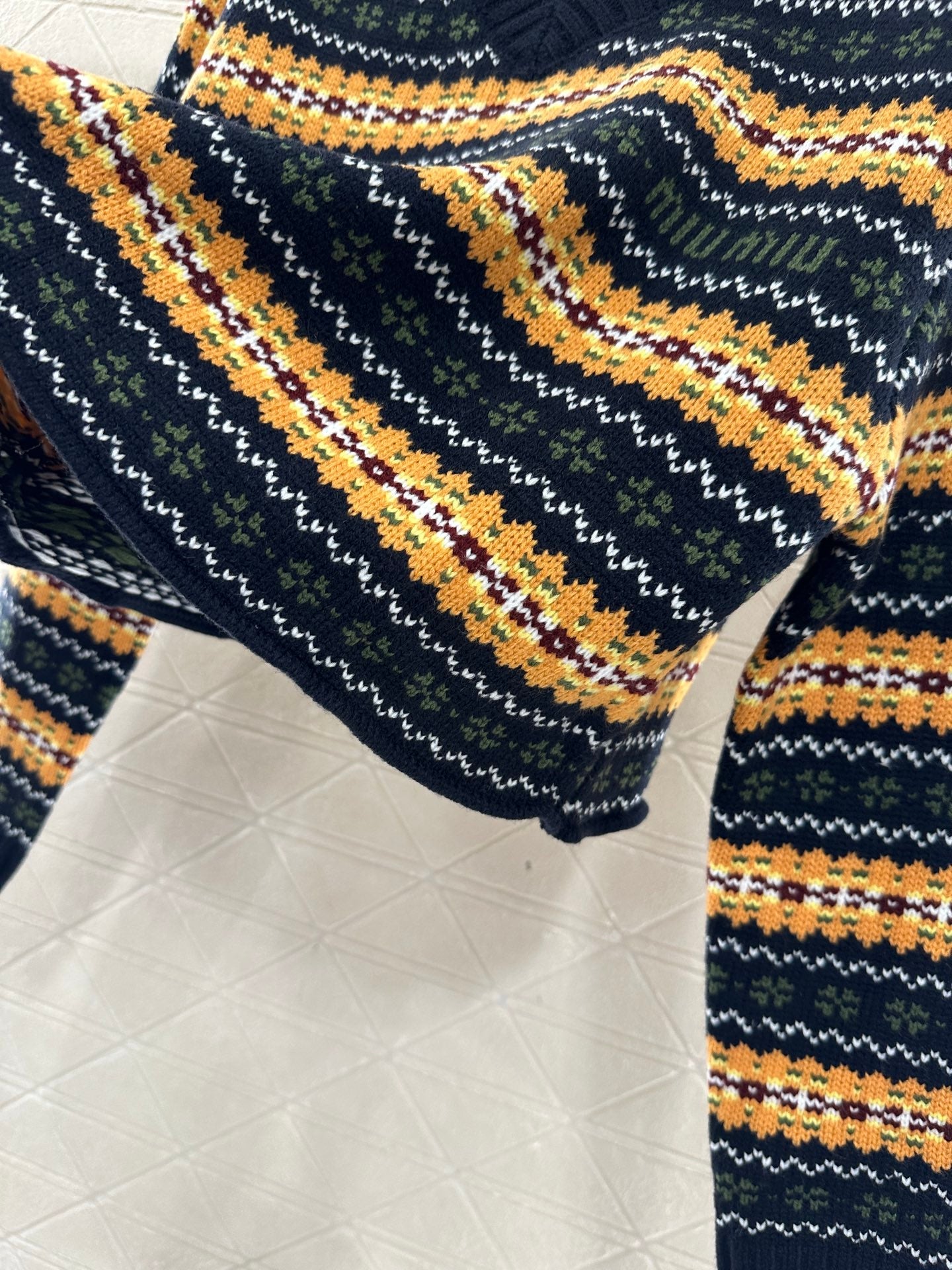 Short Knitted Top