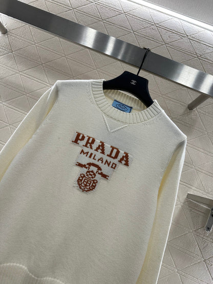 Logo loose pullover sweater