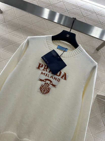Logo loose pullover sweater