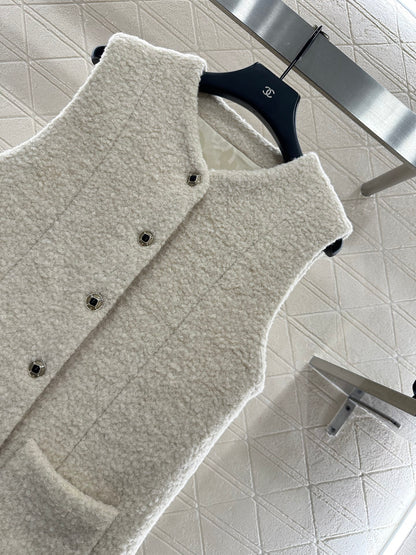 Pullover vest