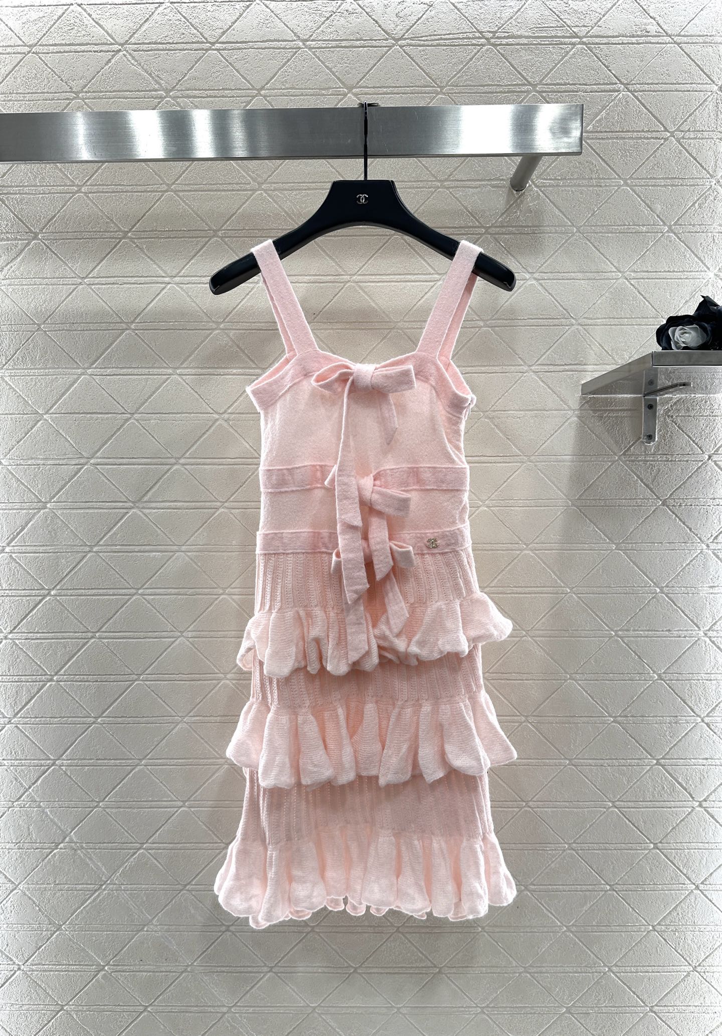 Layered cake bow knitted camisole skirt