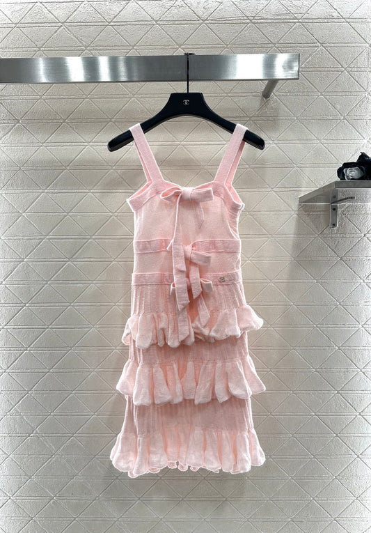 Layered cake bow knitted camisole skirt