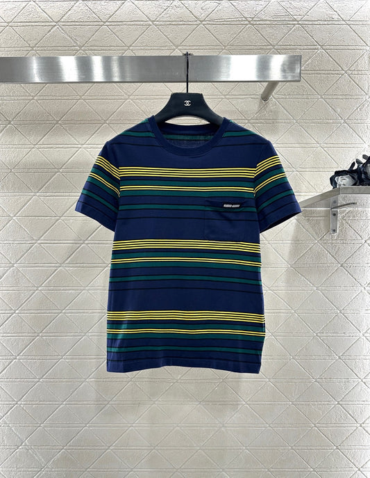 Pair grid, pair bar, round neck 𝑇𝑒𝑒