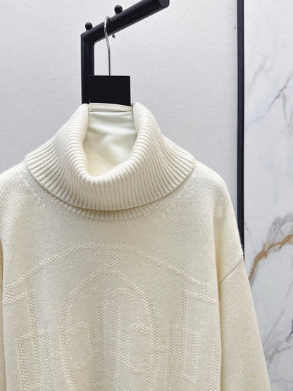High neck cashmere sweater