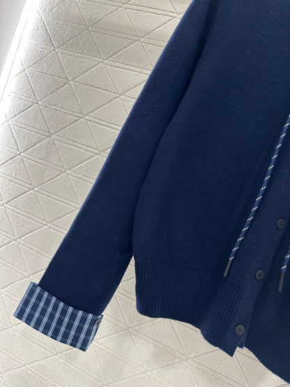 Hooded knitted cardigan