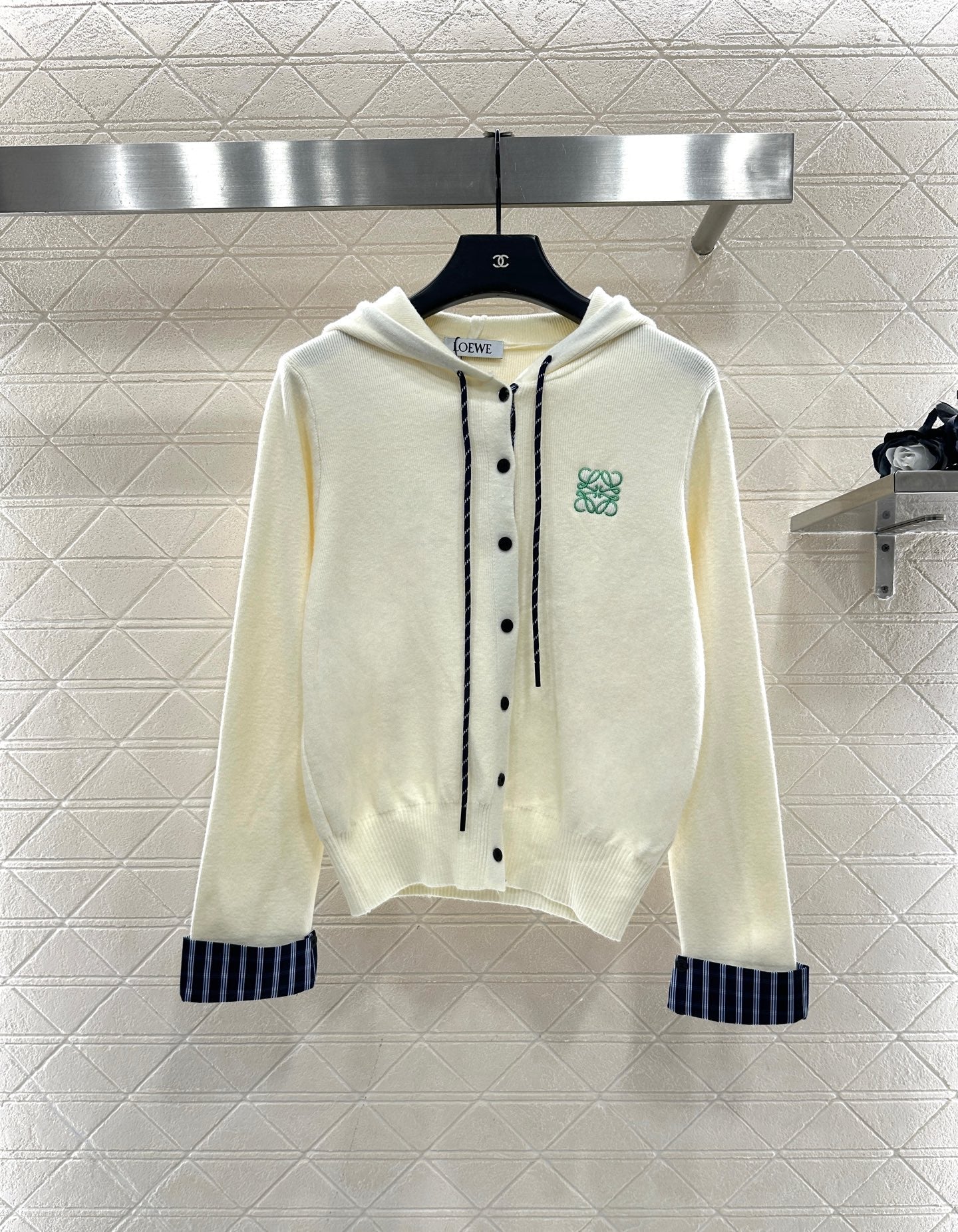 Hooded knitted cardigan