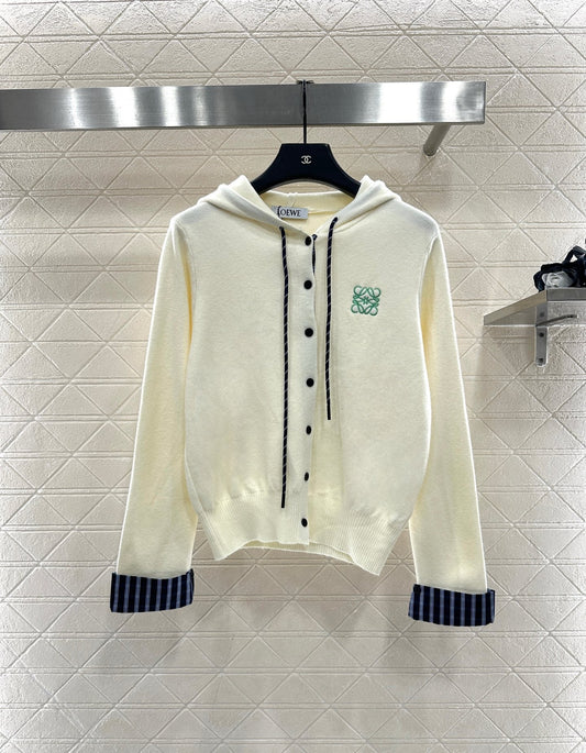 Hooded knitted cardigan