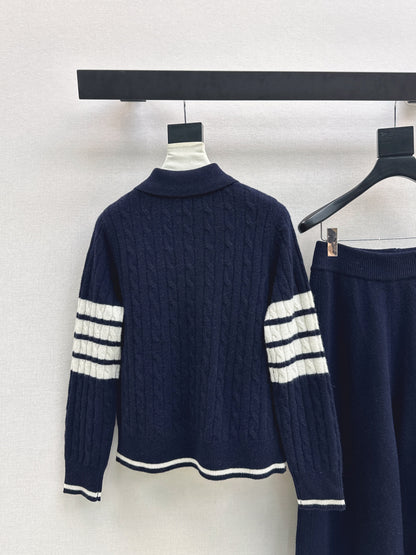 knitted set