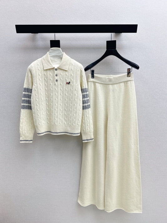 knitted set