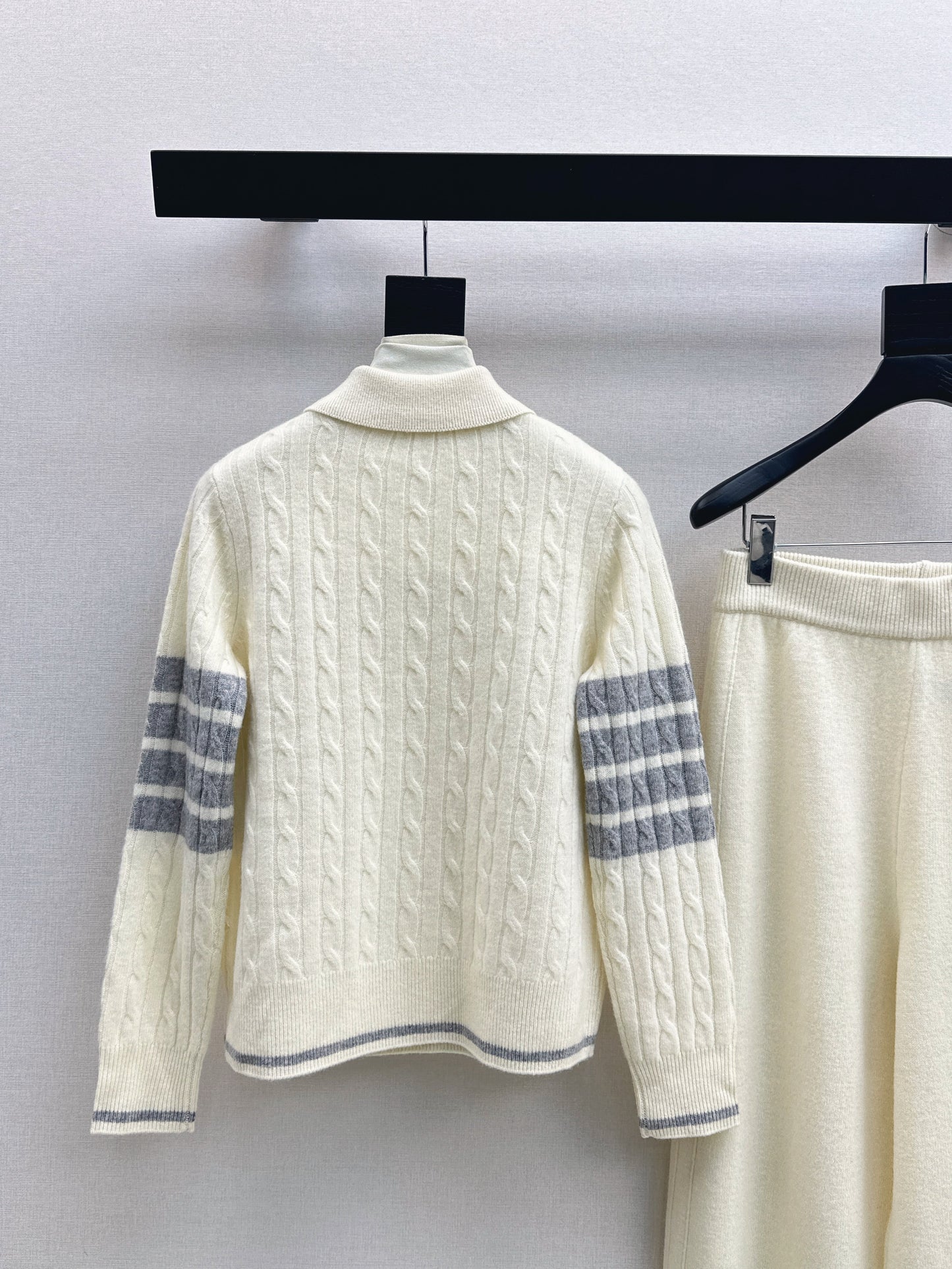 knitted set
