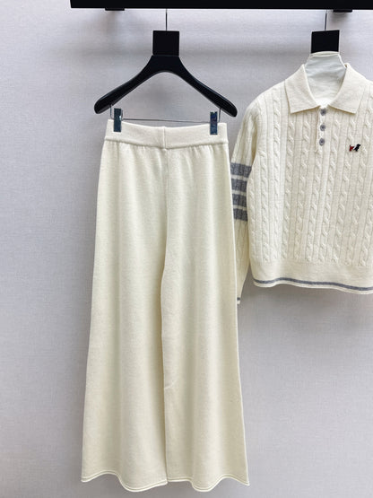 knitted set