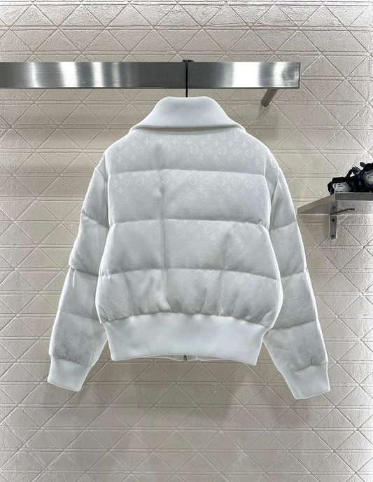 Flip collar jacquard down jacket