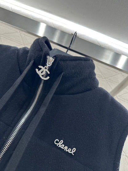 Hooded wool suit