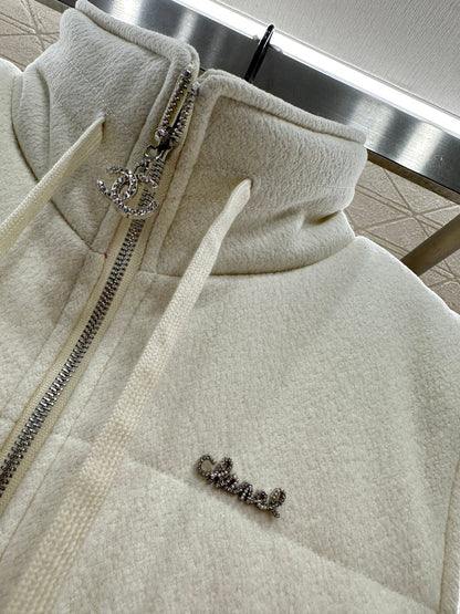 Hooded wool suit