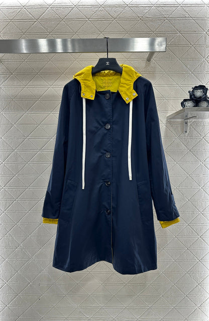 Wear windbreakers on both sides