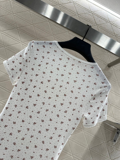 Round neck floral short sleeved shirt