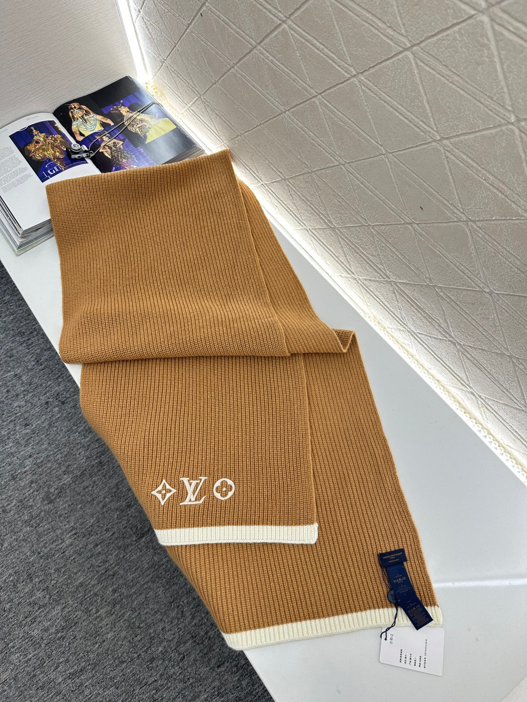 Letter logo cashmere scarf