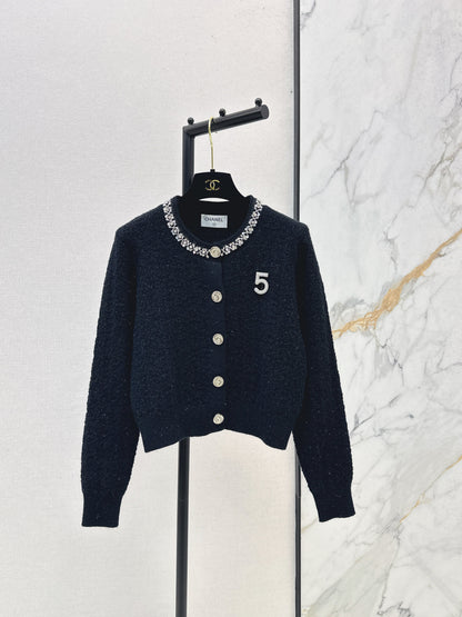 Nail drill craft round neck knitted cardigan