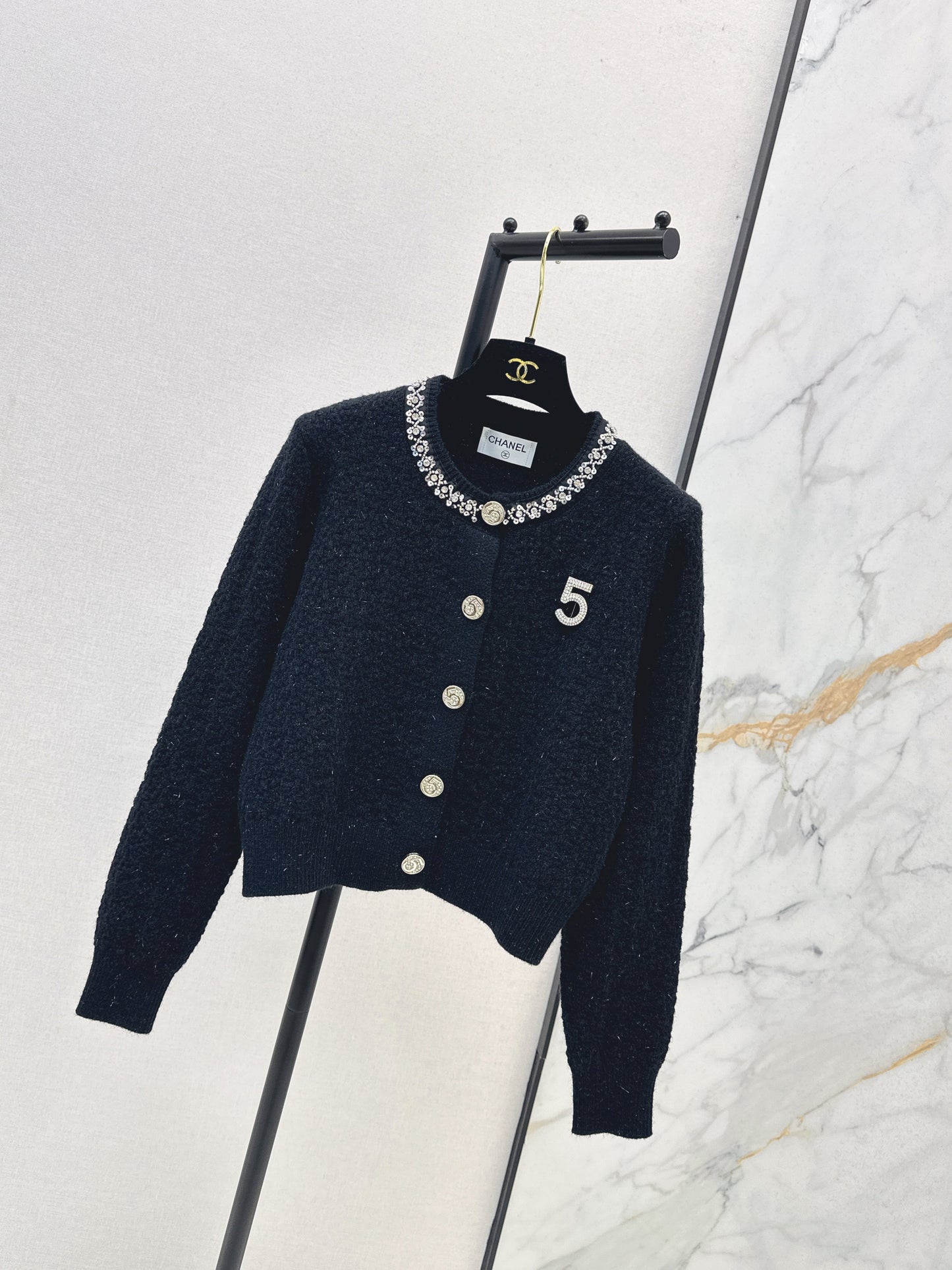 Nail drill craft round neck knitted cardigan