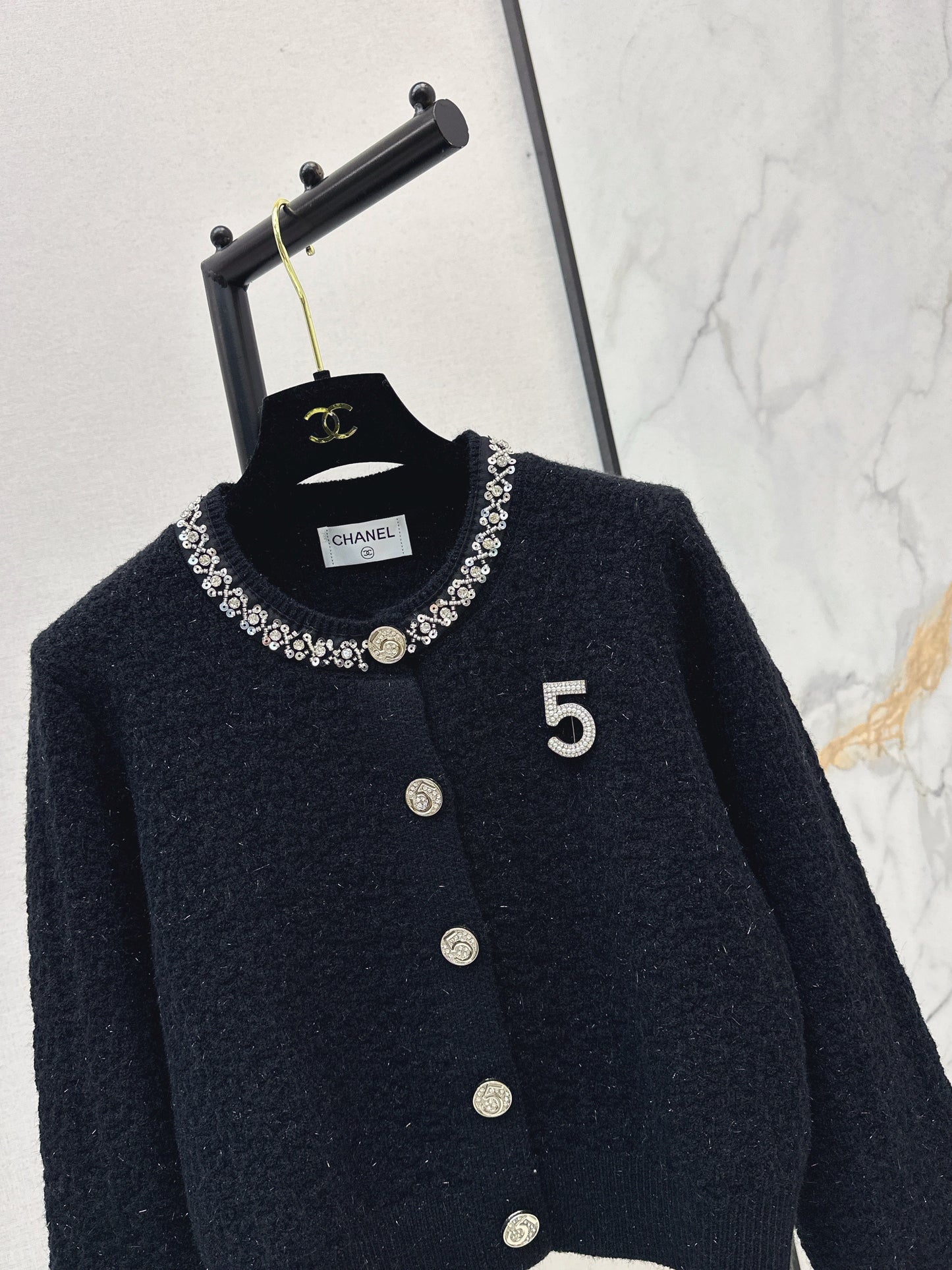 Nail drill craft round neck knitted cardigan