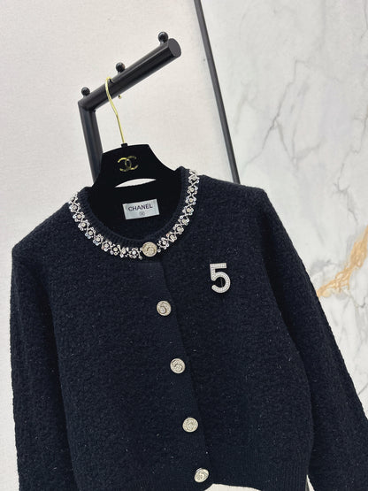 Nail drill craft round neck knitted cardigan